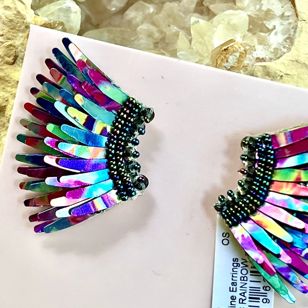 🌺🎉HP🎉🌺 NWT Mignonne Gavigan Mini Madeline Earrings Metallic Rainbow - Picture 3 of 16